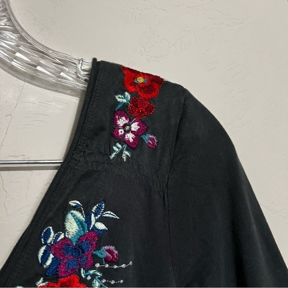 Johnny Was JW LA Gray Floral Embroidered Boho Peasant Dress - Picture 6 of 11